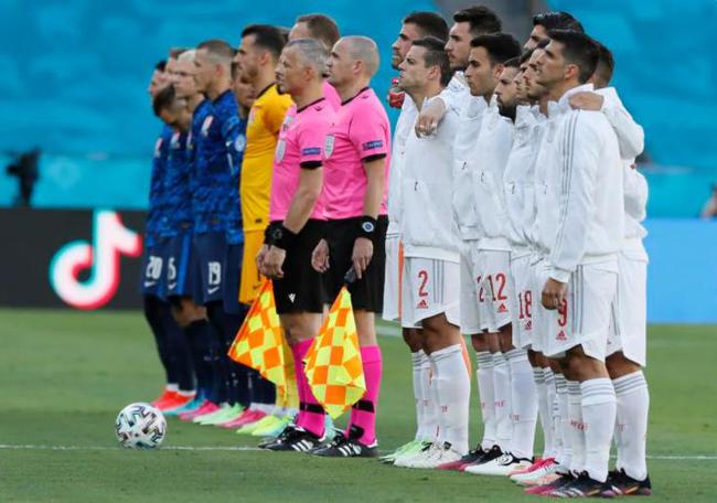 الدوري السعودي للمحترفين 2023-24موسم الأساطير والتحولات الكبرى